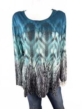 Beautiful Women’s Top Size 1X
